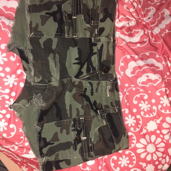 Pants - SHORT shorts Pants - SHORT shorts